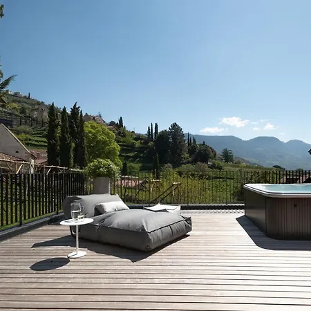 Apartment Huberhof Meran